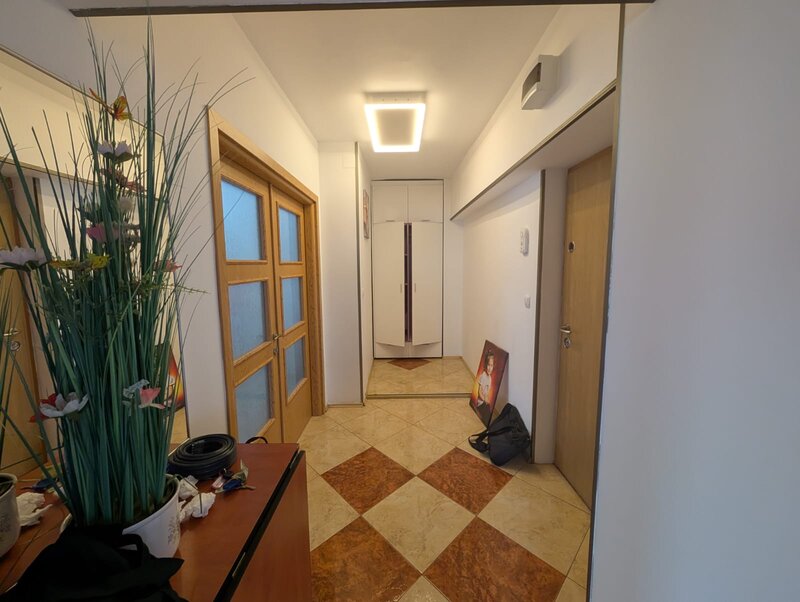 Libertatii, Piata Constitutiei, apartament 2 camere,